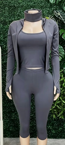 Off-Duty Essential 4-Piece Capri Set